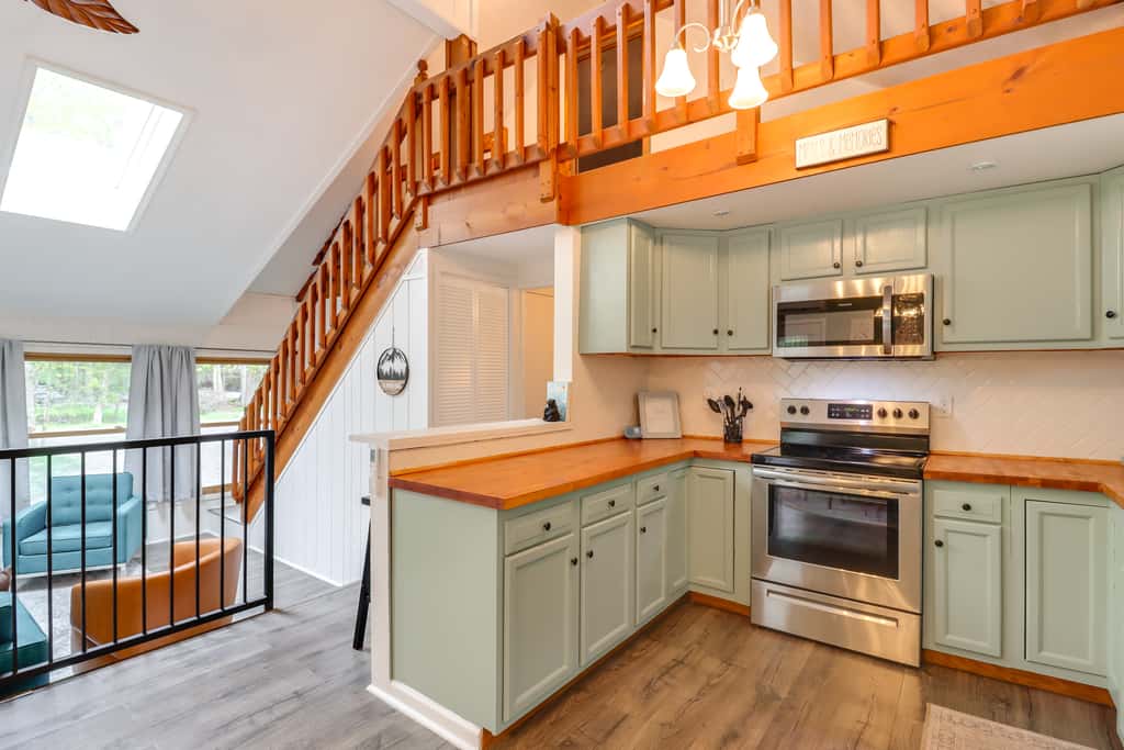1 Mi to Lake, Golf & Ski Access: The Hideout Home!