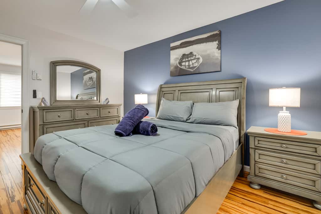 Waterfront Arrowhead Lake Retreat w/ Resort Perks!