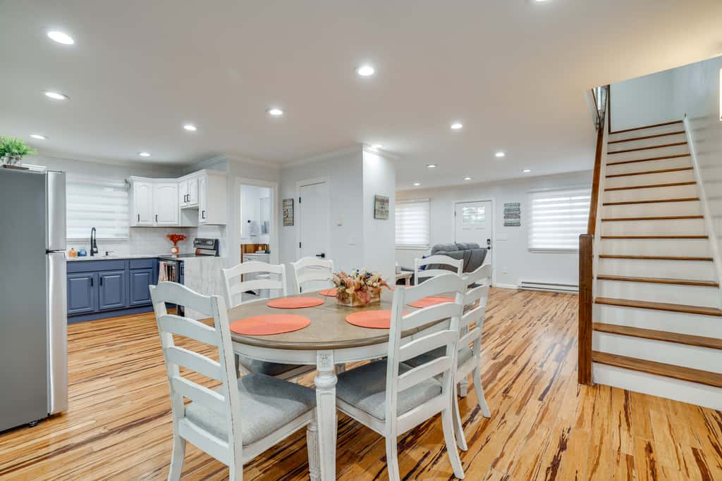Waterfront Arrowhead Lake Retreat w/ Resort Perks!