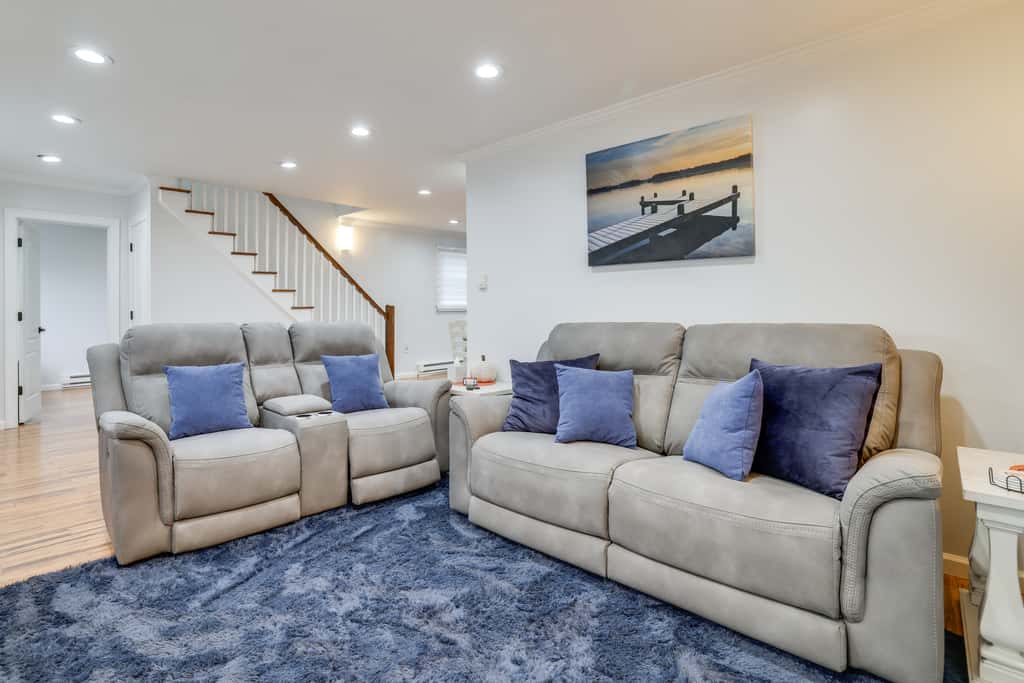 Waterfront Arrowhead Lake Retreat w/ Resort Perks!