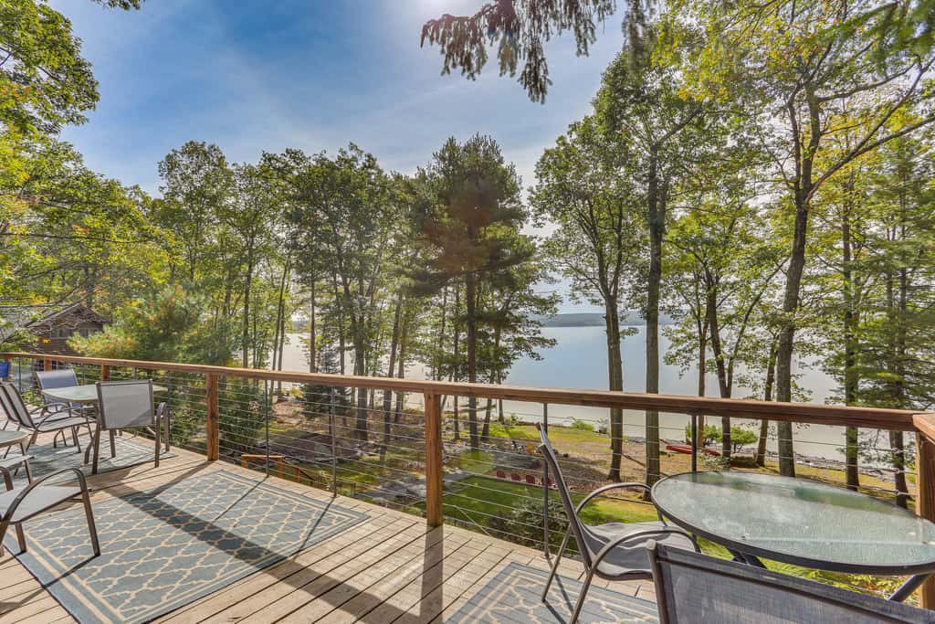 Huge Waterfront Home w/ Dock on Lake Wallenpaupack