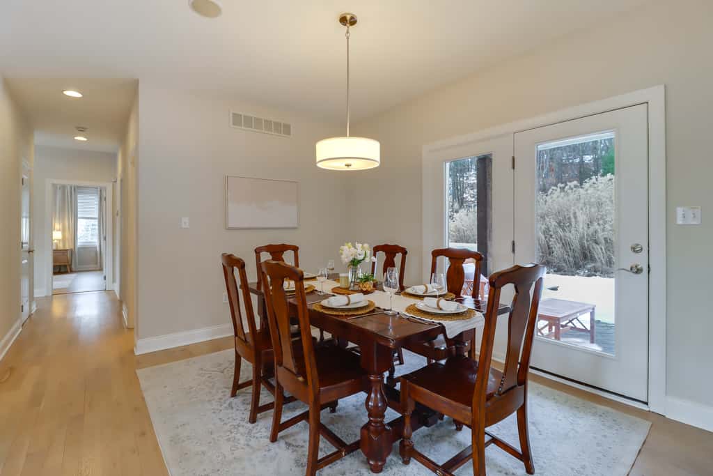 Walk to Big Boulder Mtn & Lake, Home w/ Hot Tub!