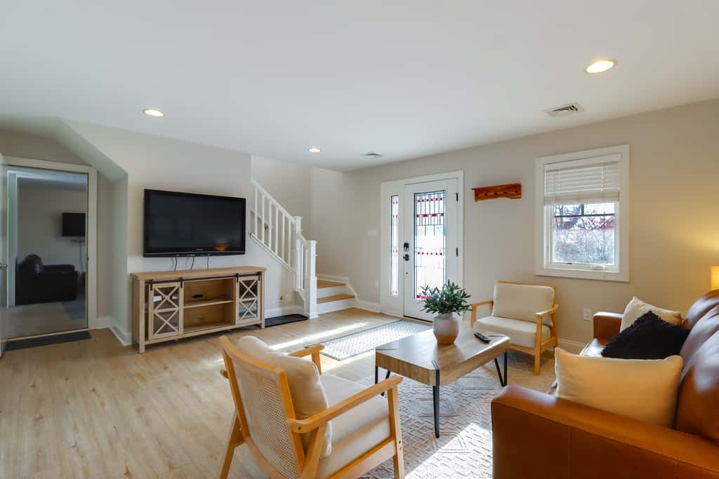 Walk to Big Boulder Mtn & Lake, Home w/ Hot Tub!