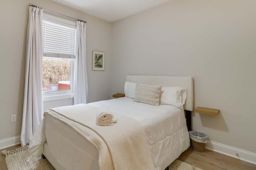 Walk to Big Boulder Mtn & Lake, Home w/ Hot Tub!