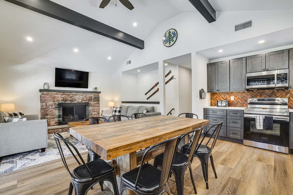 Poconos Ski Base w/ Hot Tub & Game Room!