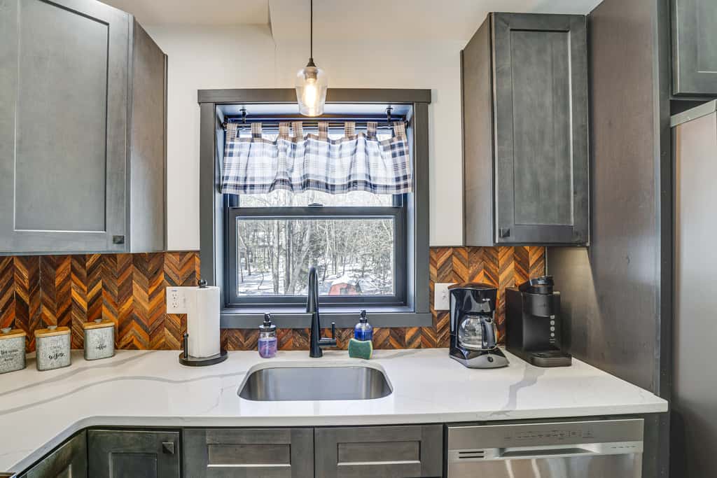 Poconos Ski Base w/ Hot Tub & Game Room!