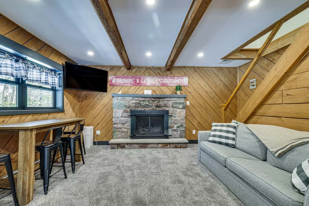 Poconos Ski Base w/ Hot Tub & Game Room!