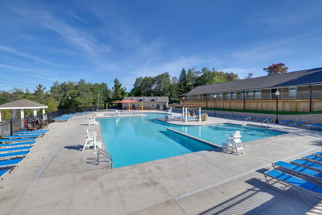 Family Getaway w/ Deck Near Tobyhanna State Park
