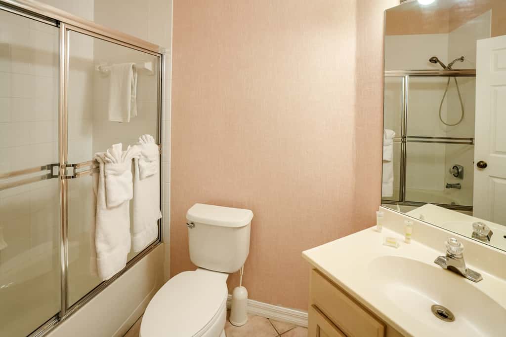 Sunny Port St Lucie Condo: Golf, Swim & Unwind!