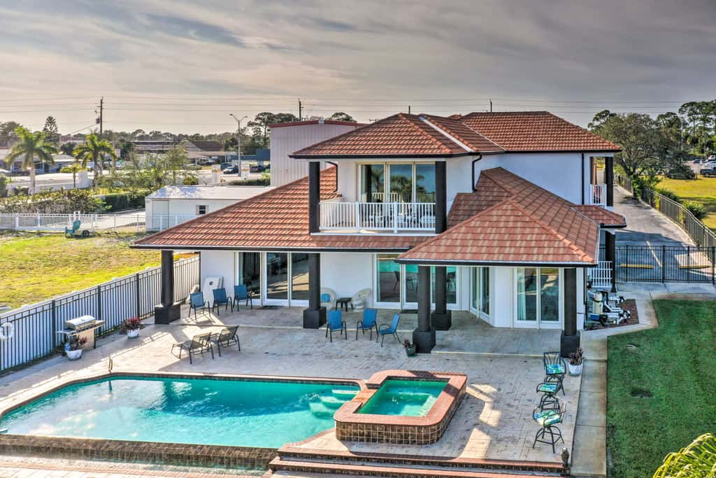 Riverfront Titusville Home w/ Pool + Pickleball!