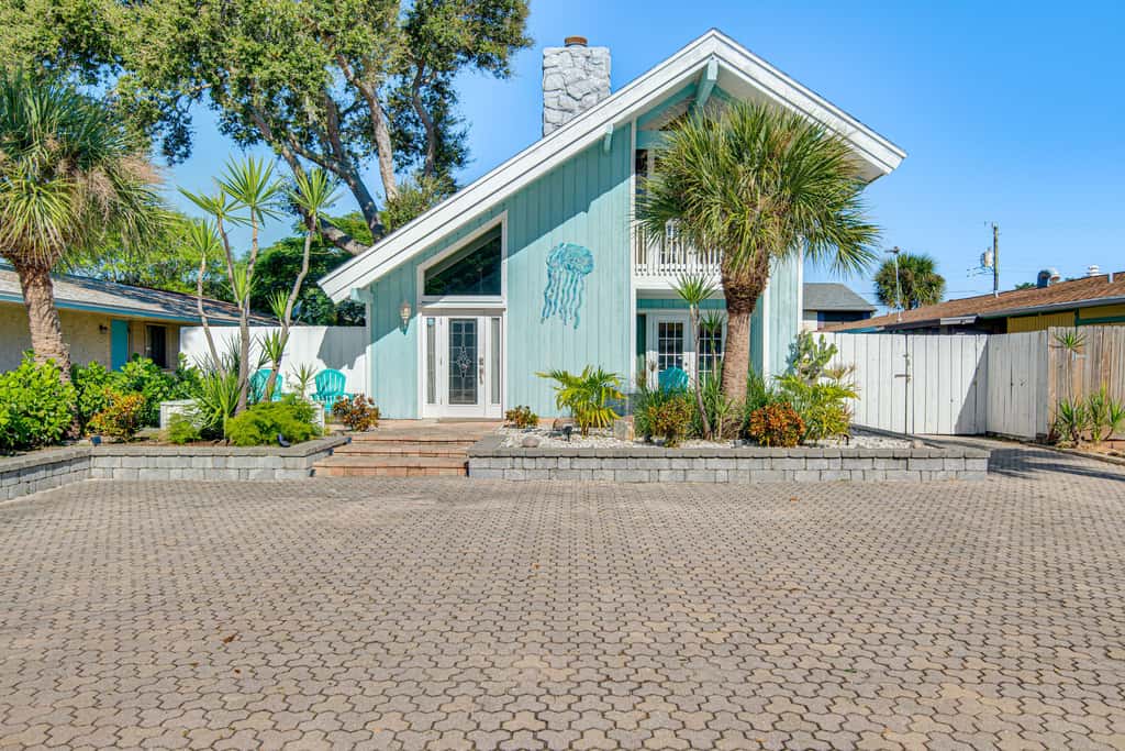 Cape Canaveral Cottage w/ Pool - Walk to Beach!