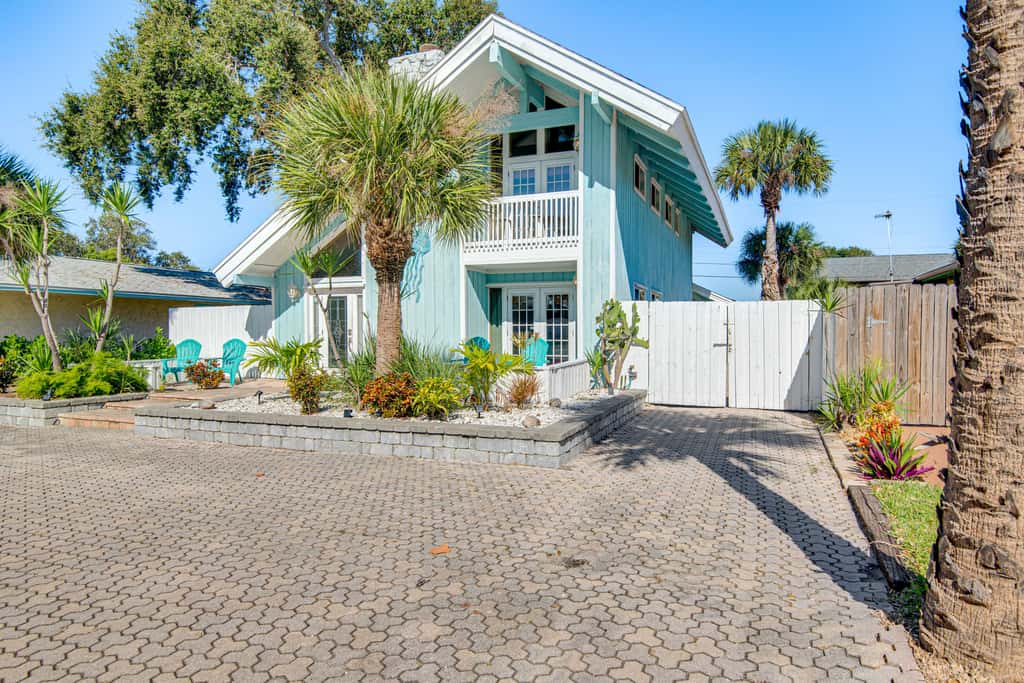 Cape Canaveral Cottage w/ Pool - Walk to Beach!