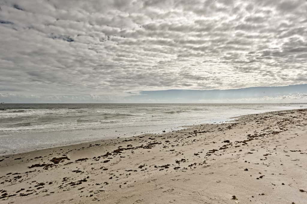 Cape Canaveral Cottage w/ Pool - Walk to Beach!