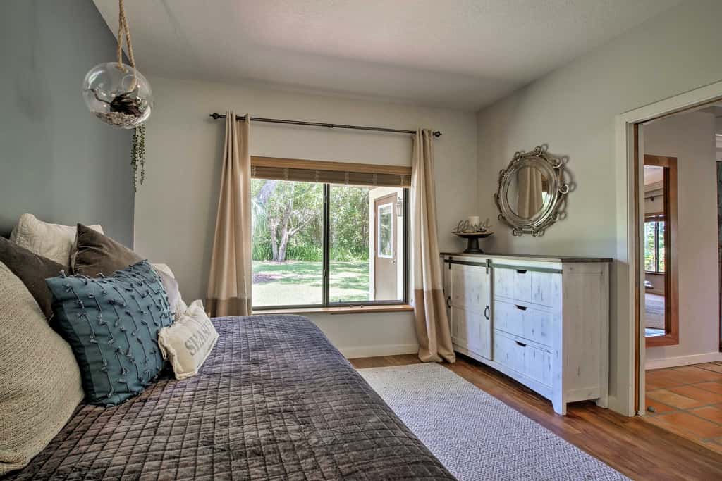 Merritt Island Oasis: 5 Mi to Satellite Beach!
