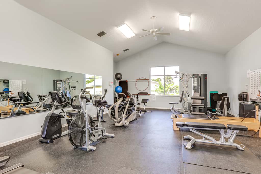 South Hutchinson Island Cottage w/ Beach Access!