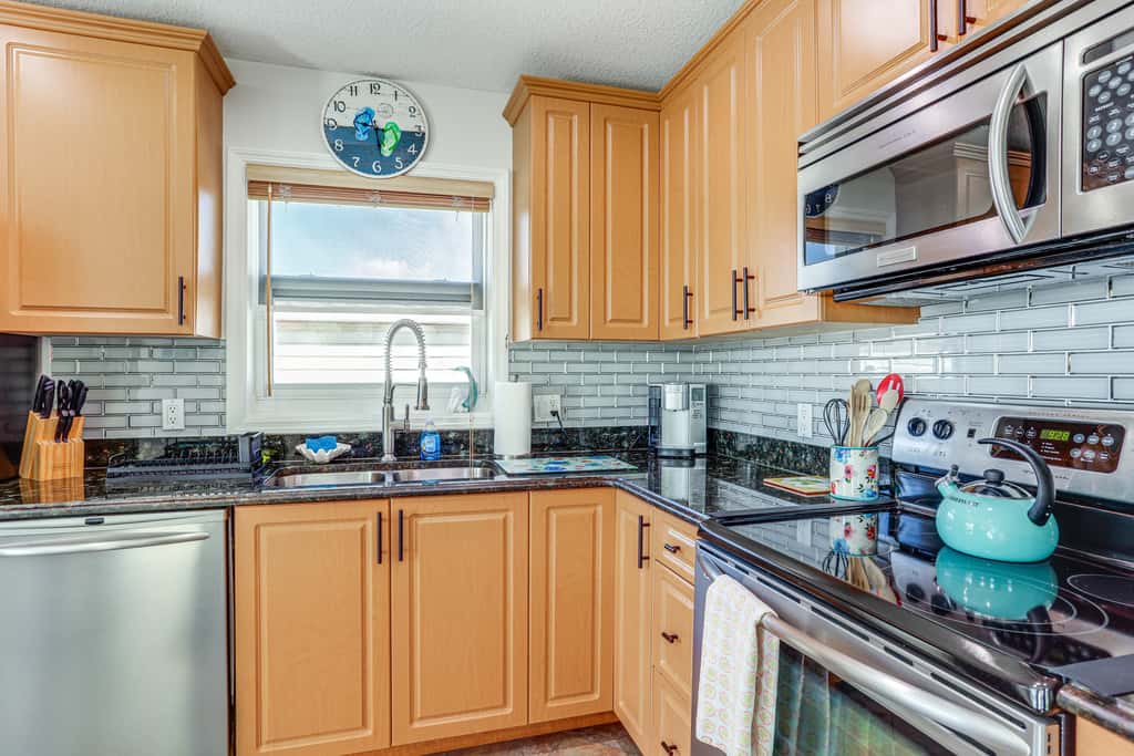 South Hutchinson Island Cottage w/ Beach Access!