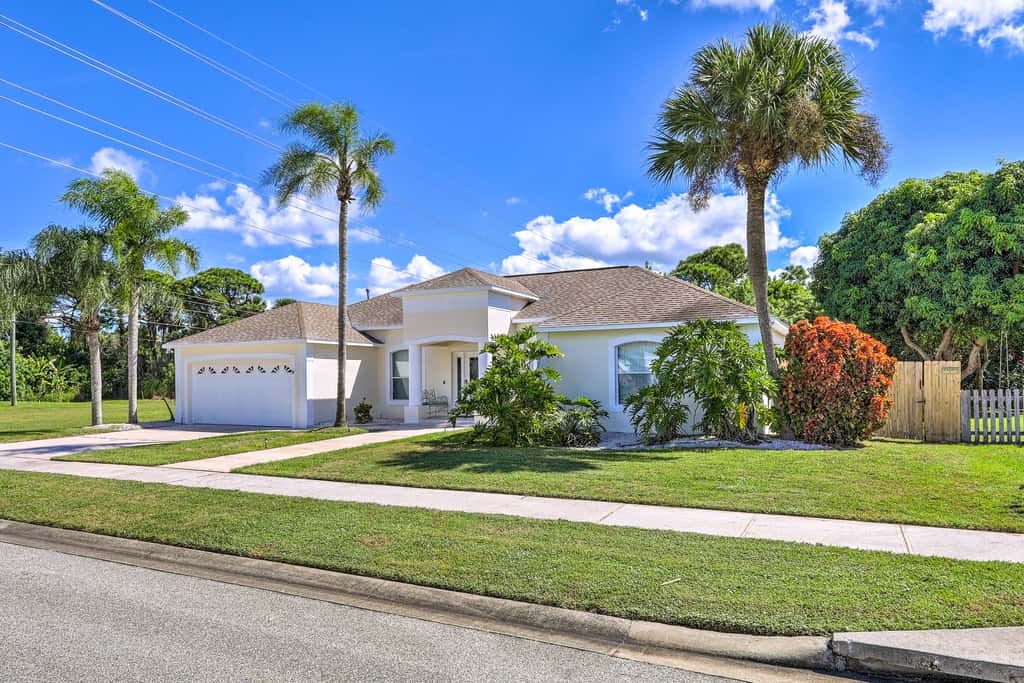 Merritt Island Home with Grill & Saltwater Pool