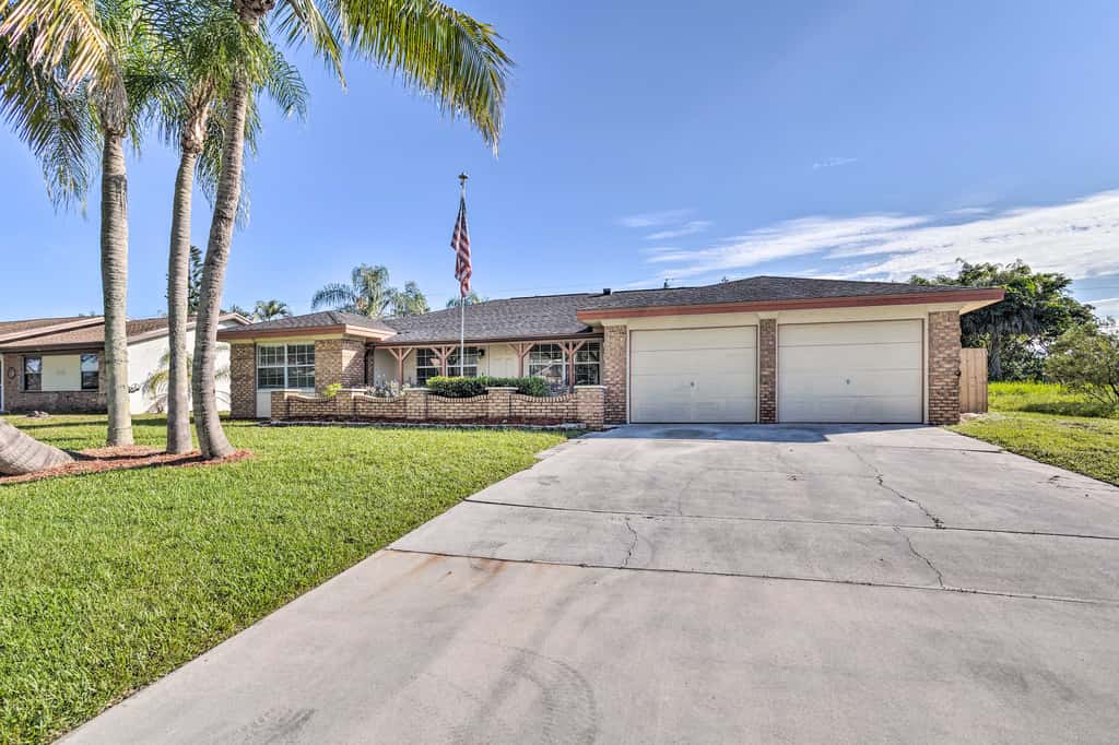 Modern Port St Lucie Home w/ Private Outdoor Oasis
