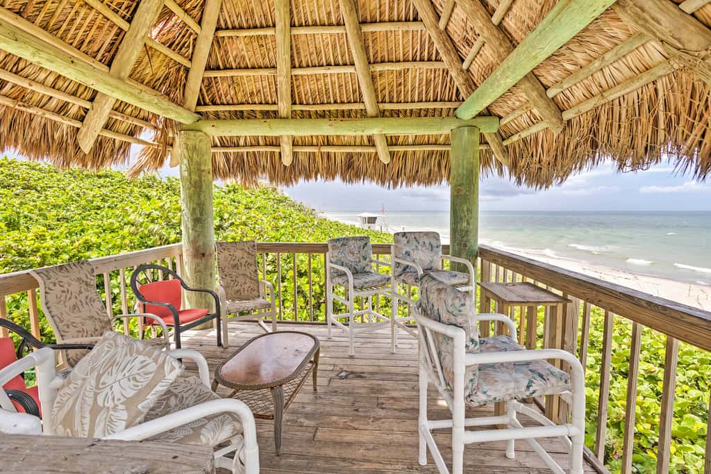 Jensen Beach Home: Walk to Beach Access!