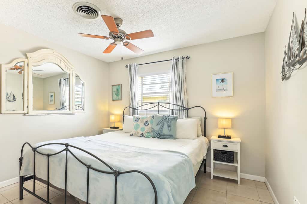 Jensen Beach Home: Walk to Beach Access!