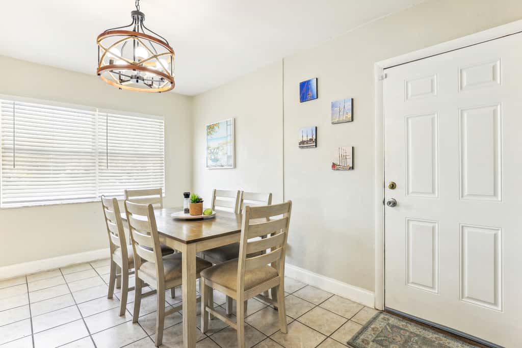 Jensen Beach Home: Walk to Beach Access!