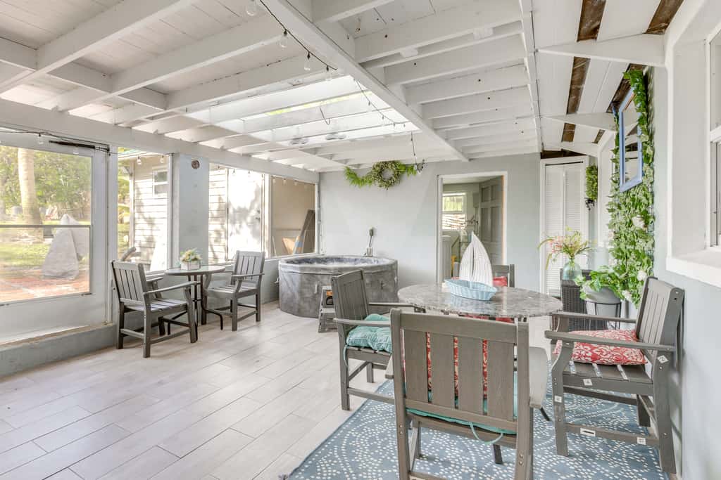 3-Acre Retreat, 3 Mi to Dtwn Jensen! Upscale Home