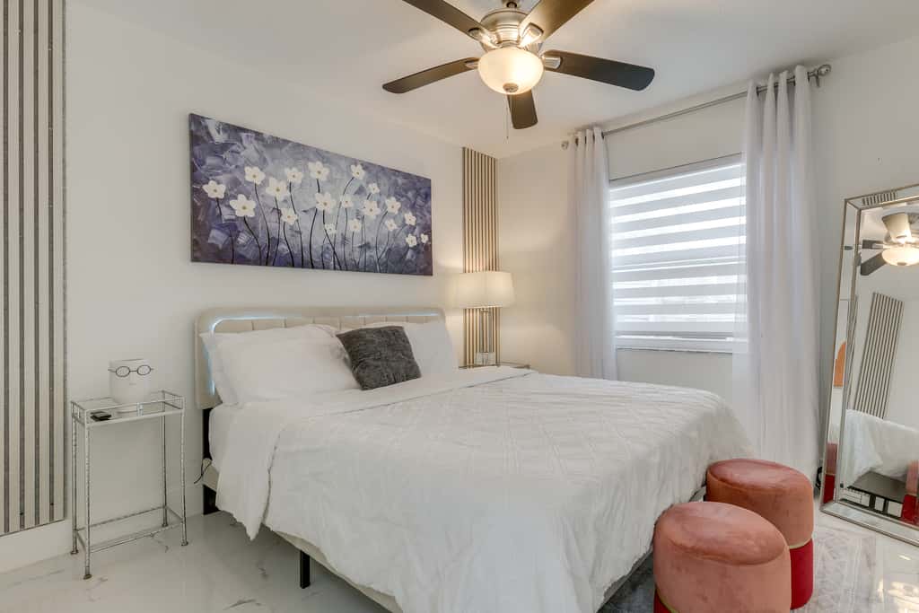 3-Acre Retreat, 3 Mi to Dtwn Jensen! Upscale Home