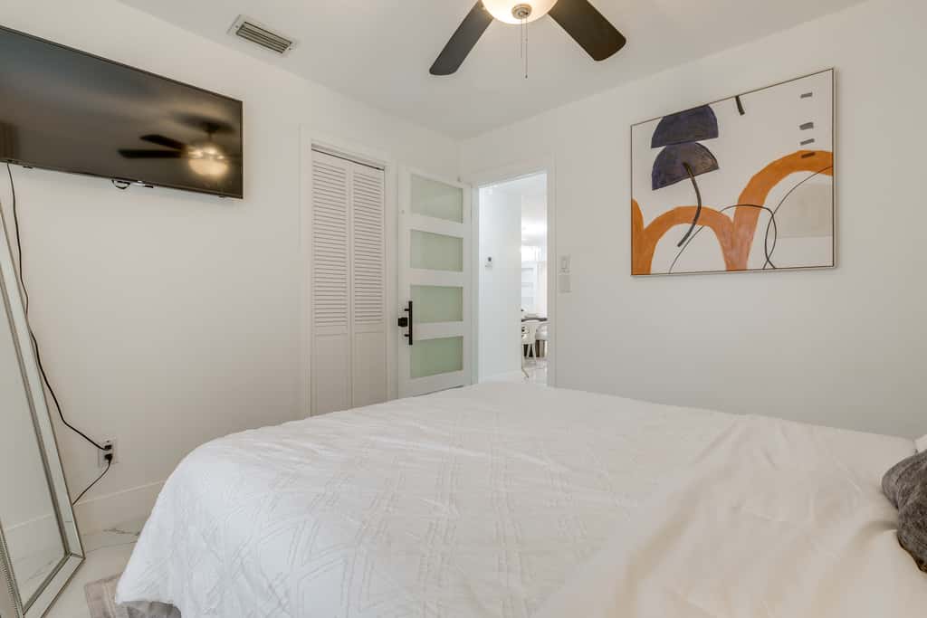 3-Acre Retreat, 3 Mi to Dtwn Jensen! Upscale Home