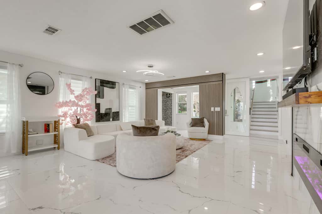 3-Acre Retreat, 3 Mi to Dtwn Jensen! Upscale Home
