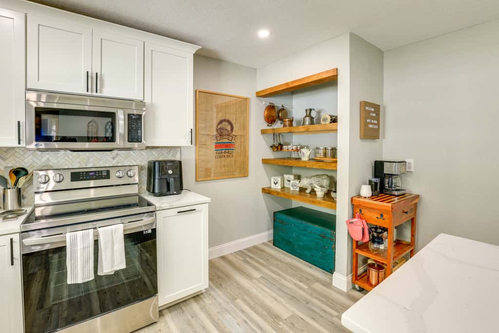 Vero Beach Vacation Rental: Pool & Putting Green!