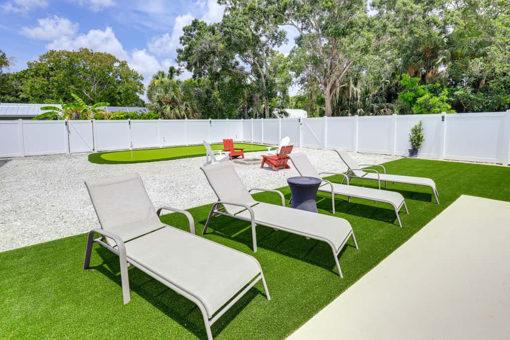 Vero Beach Vacation Rental: Pool & Putting Green!