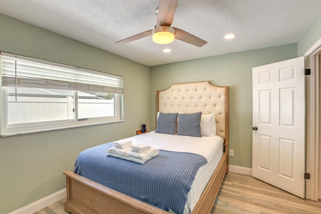Vero Beach Vacation Rental: Pool & Putting Green!