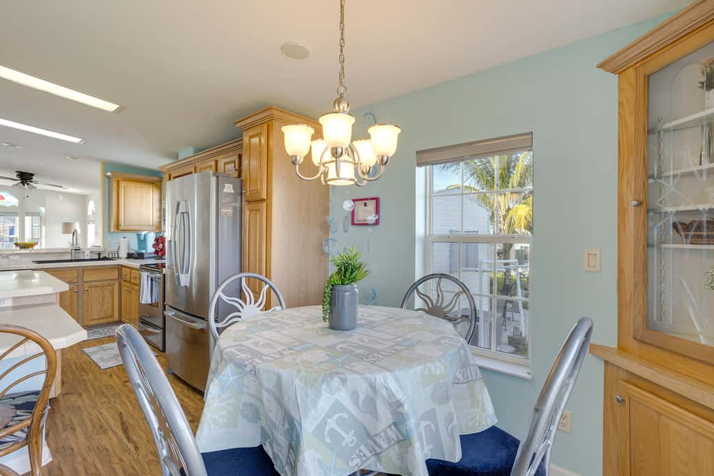 Nettles Island Jensen Beach Home: Walk to Ocean!