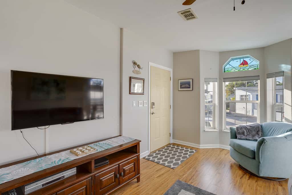 Nettles Island Jensen Beach Home: Walk to Ocean!