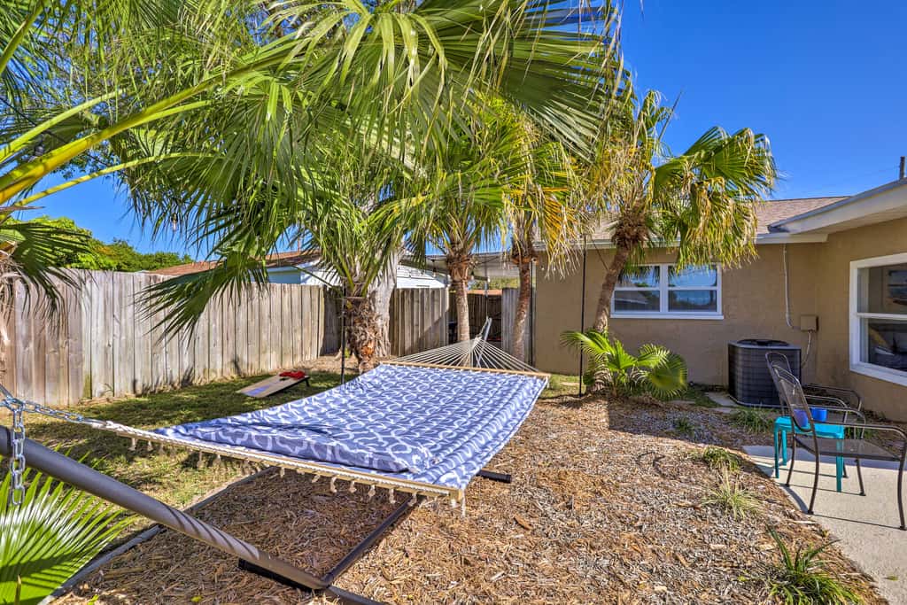 Pet-Friendly Merritt Island Home w/ Heated Pool