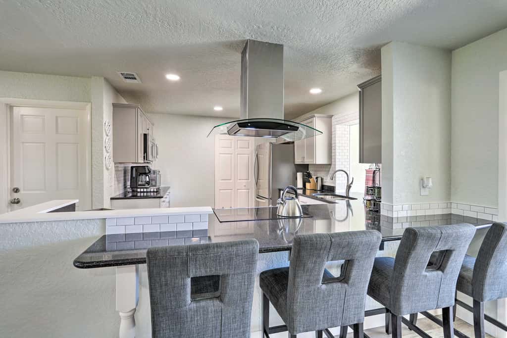 Pet-Friendly Merritt Island Home w/ Heated Pool