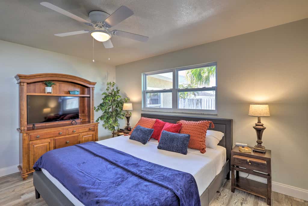 Pet-Friendly Merritt Island Home w/ Heated Pool