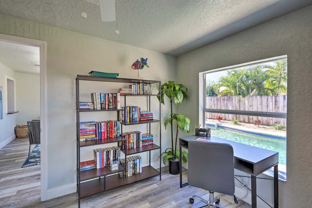 Pet-Friendly Merritt Island Home w/ Heated Pool