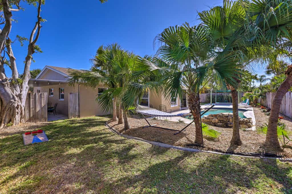 Pet-Friendly Merritt Island Home w/ Heated Pool