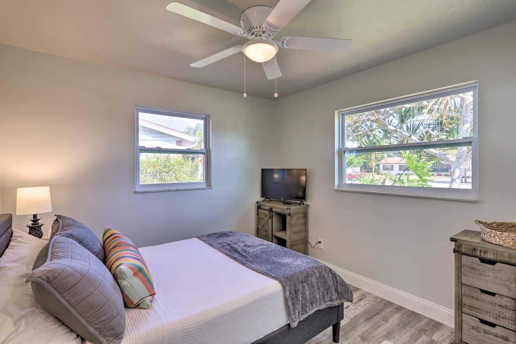 Pet-Friendly Merritt Island Home w/ Heated Pool