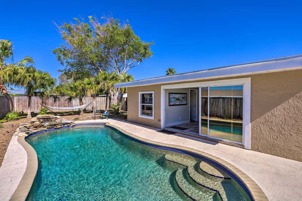 Pet-Friendly Merritt Island Home w/ Heated Pool