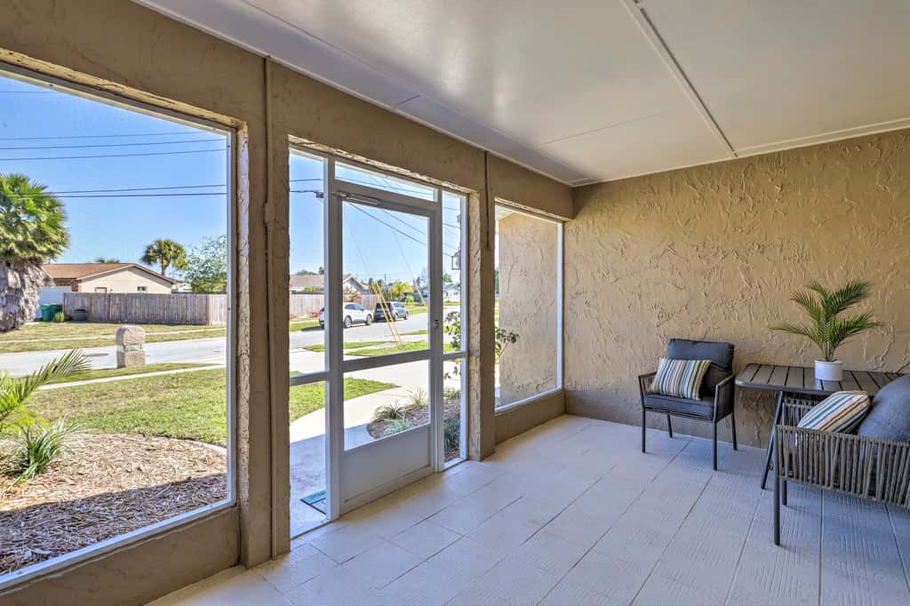 Pet-Friendly Merritt Island Home w/ Heated Pool