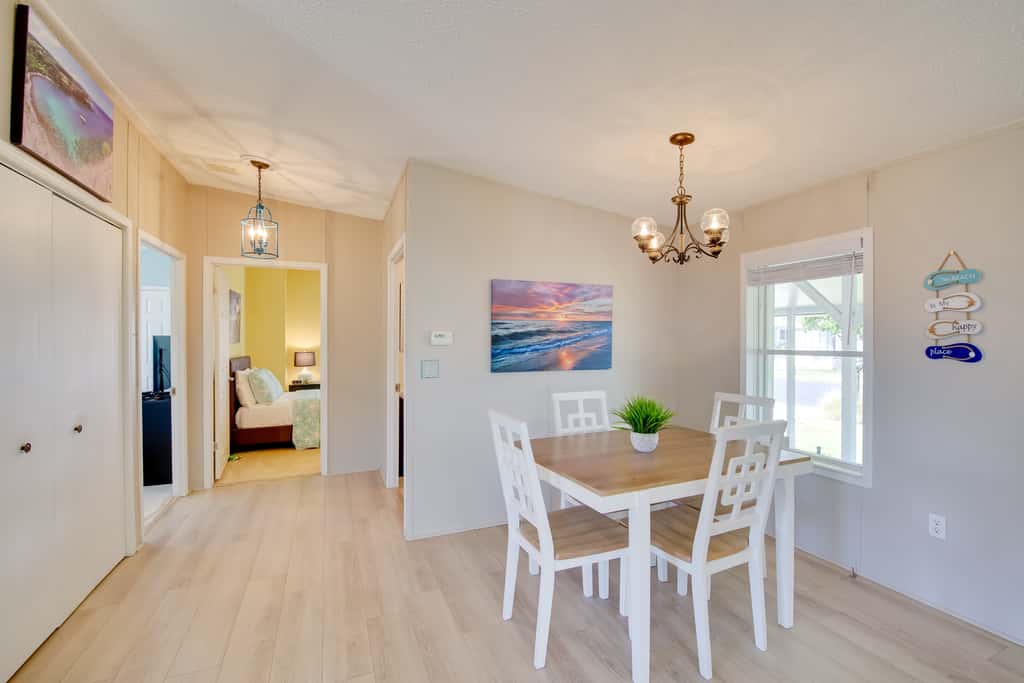 Sebastien Cottage w/ Screened Porch, 5 Mi to Beach