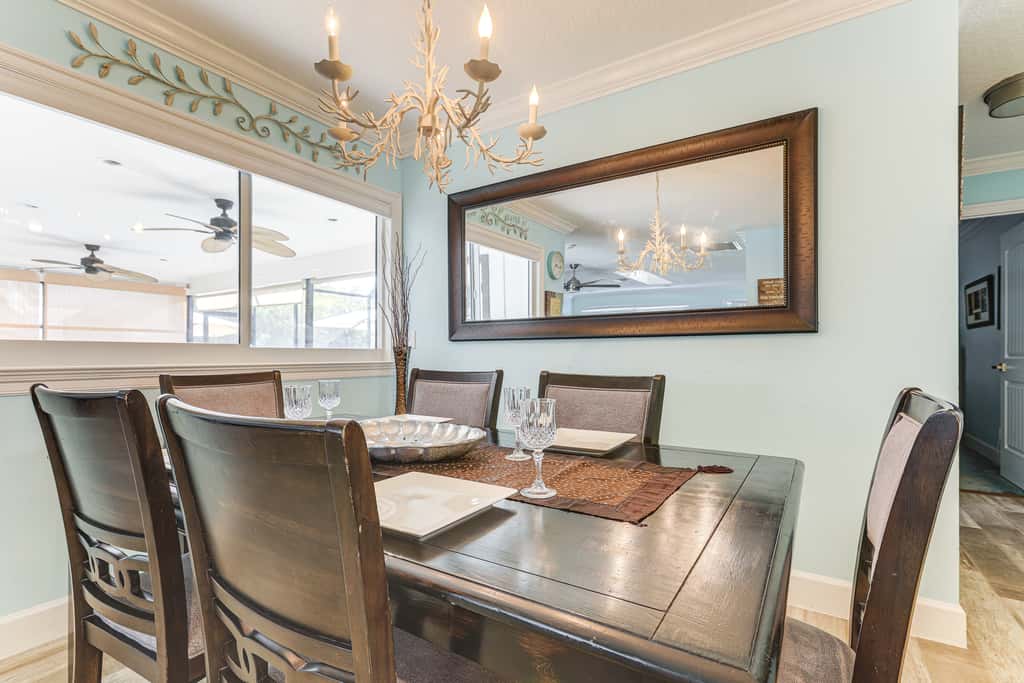 Luxe Jupiter Home w/ Pool House, Near Golf & Beach