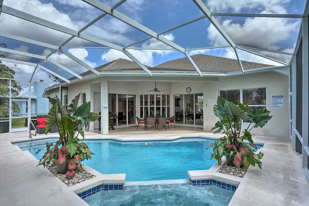 Private Pool & Hot Tub: Port St Lucie Escape