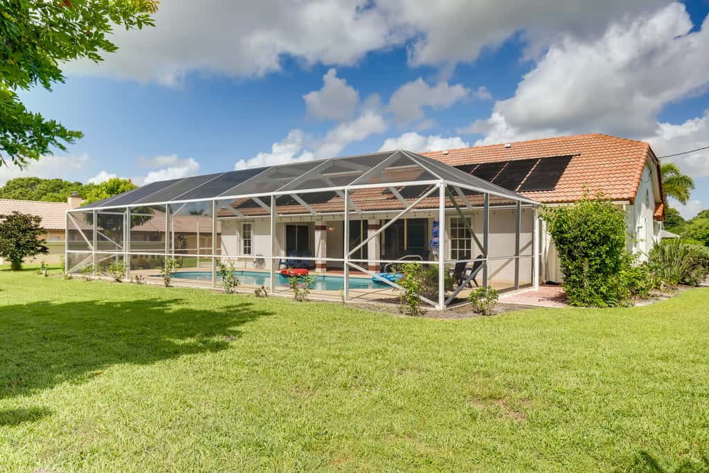 Pet-Friendly Port St Lucie Home - 7 Mi to Beaches!
