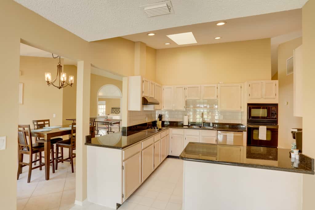 Pet-Friendly Port St Lucie Home - 7 Mi to Beaches!