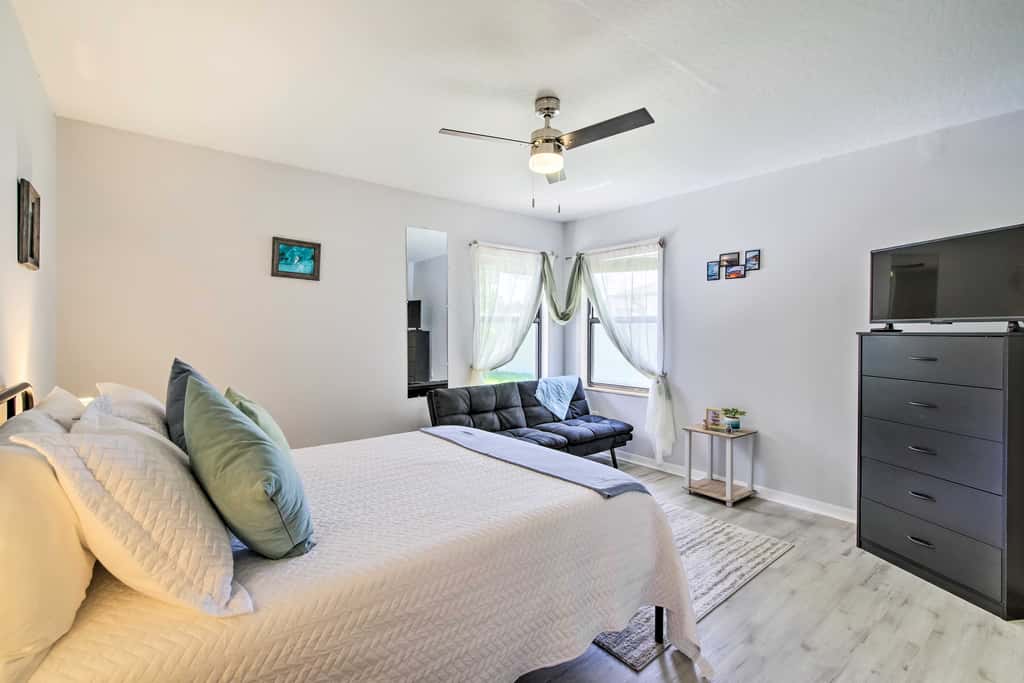 Bright Sebastian Home w/ Pool ~ 7 Mi to Beach!
