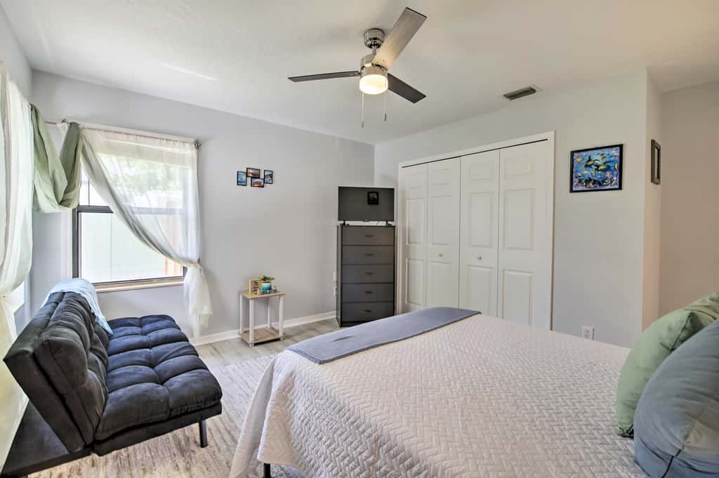 Bright Sebastian Home w/ Pool ~ 7 Mi to Beach!