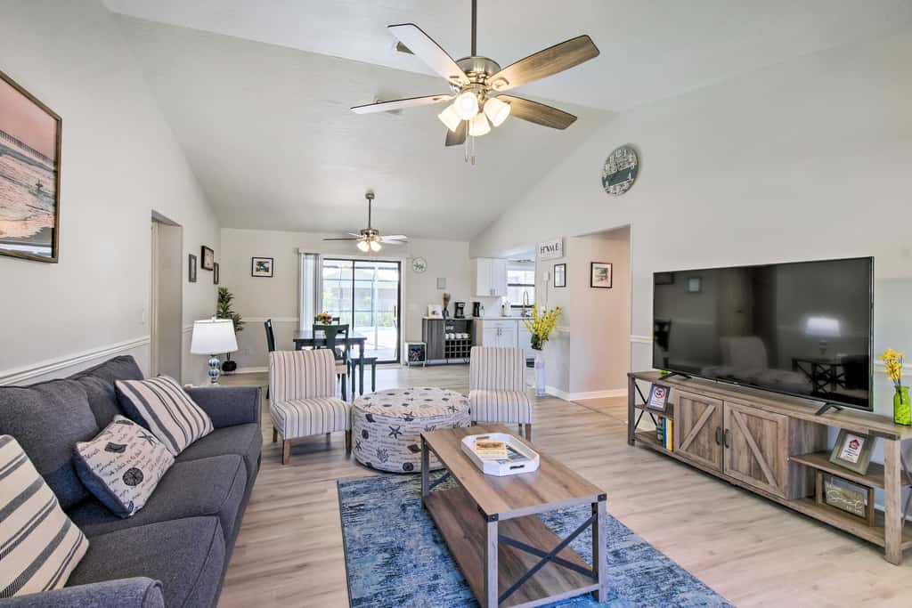 Bright Sebastian Home w/ Pool ~ 7 Mi to Beach!